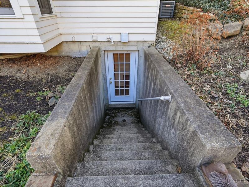 9200 Indian Hill Road, Indian Hill, OH 45243 Photo 44