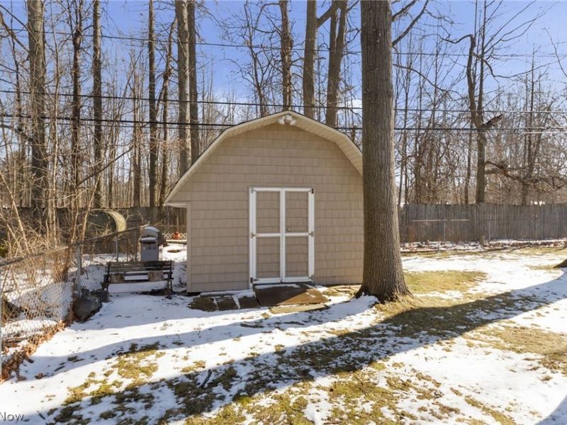 5729 Forest Ridge Drive, North Olmsted, OH 44070 Photo 37