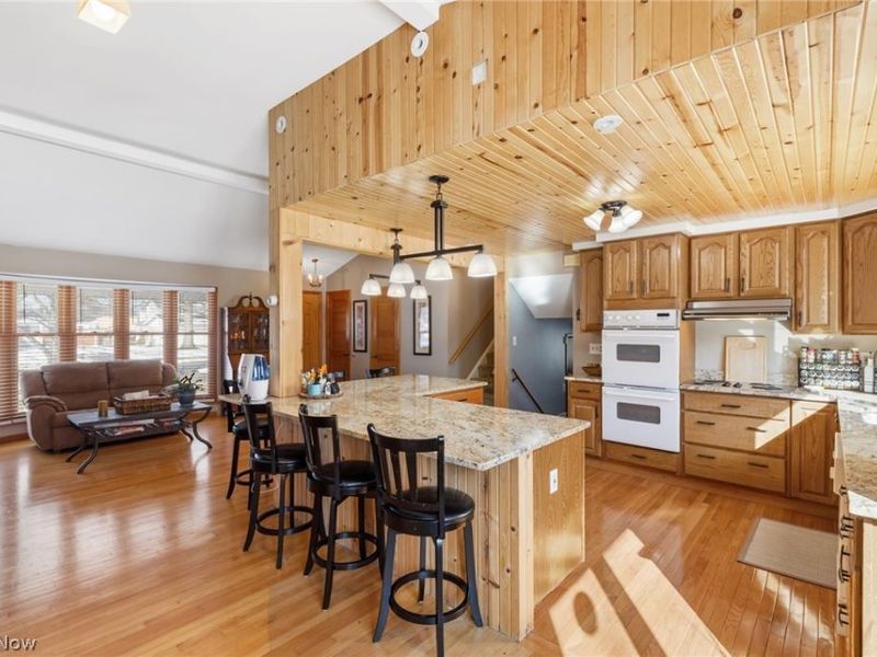 5729 Forest Ridge Drive, North Olmsted, OH 44070 Photo 8