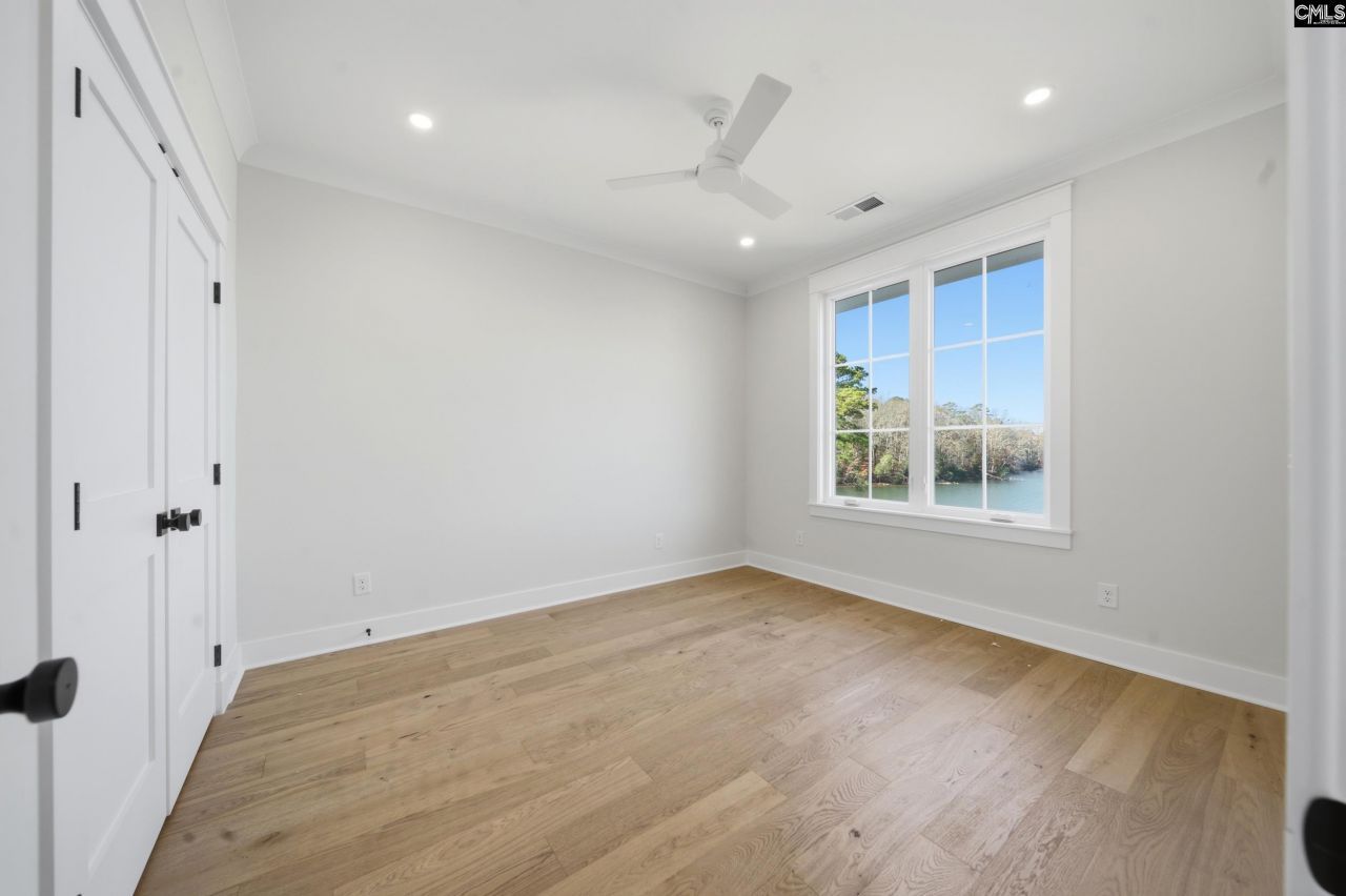 317 Regatta Road  Photo 35