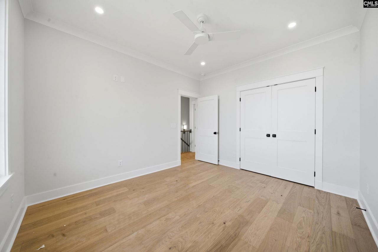 317 Regatta Road  Photo 36