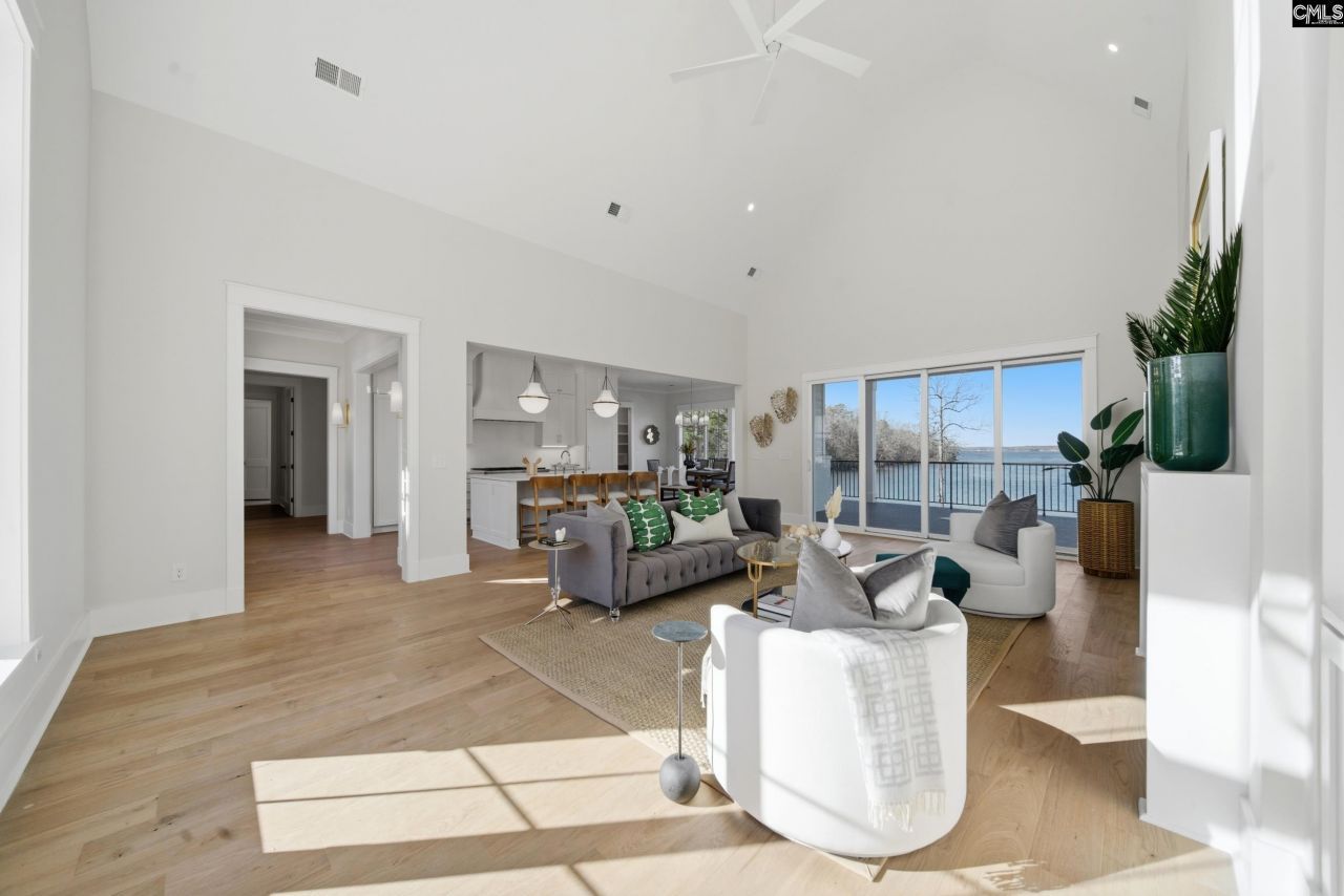 317 Regatta Road  Photo 6