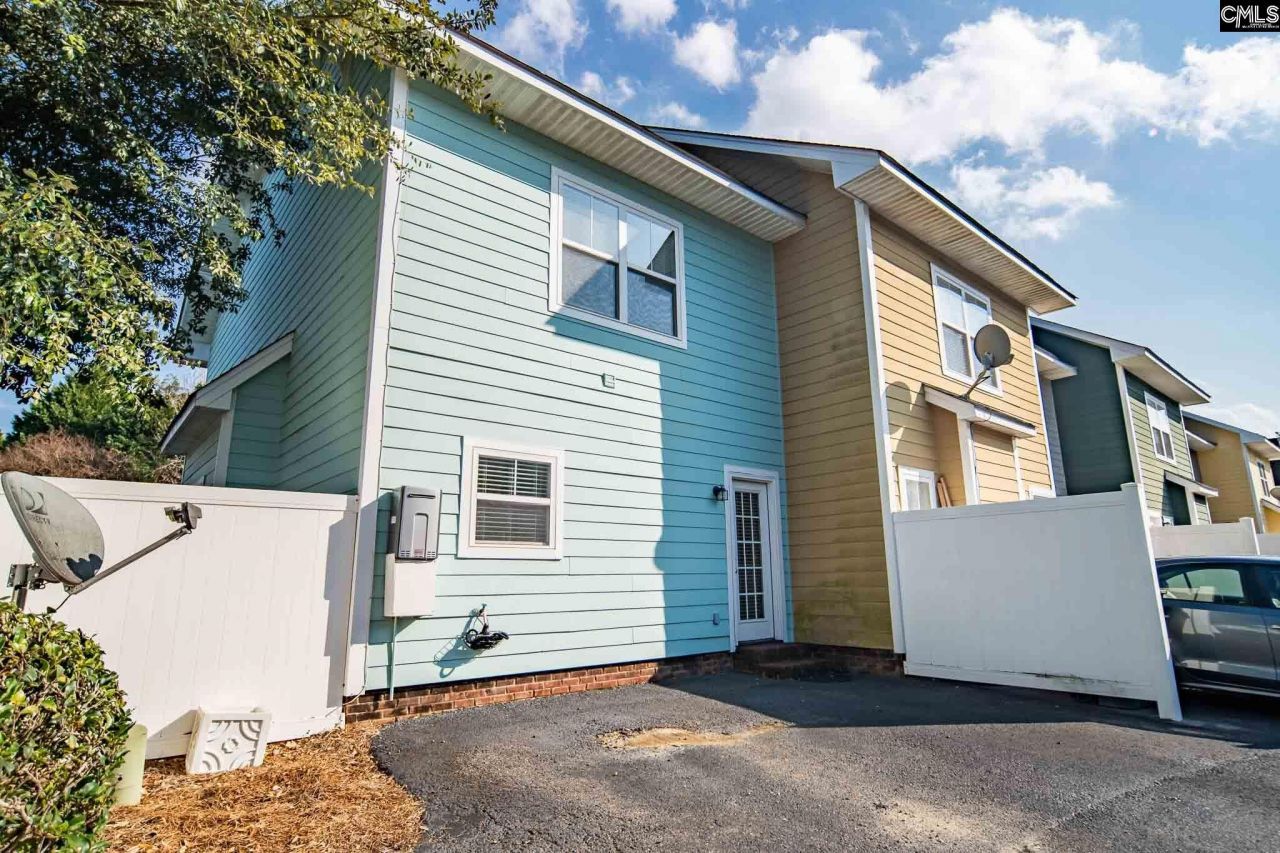 235 Forest Green Drive  Photo 34