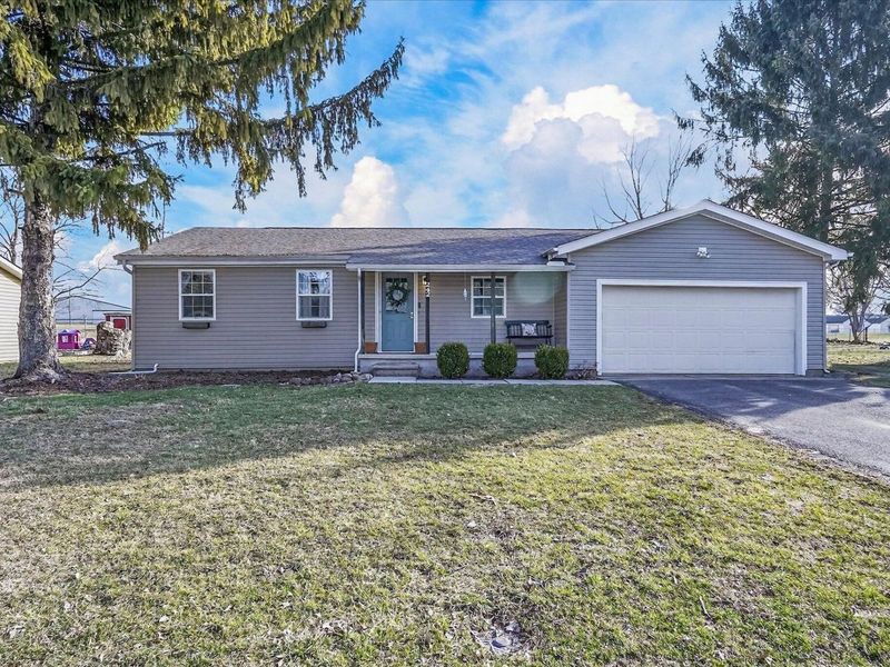 242 Jacqueline Drive, London, OH 43140 Photo 2