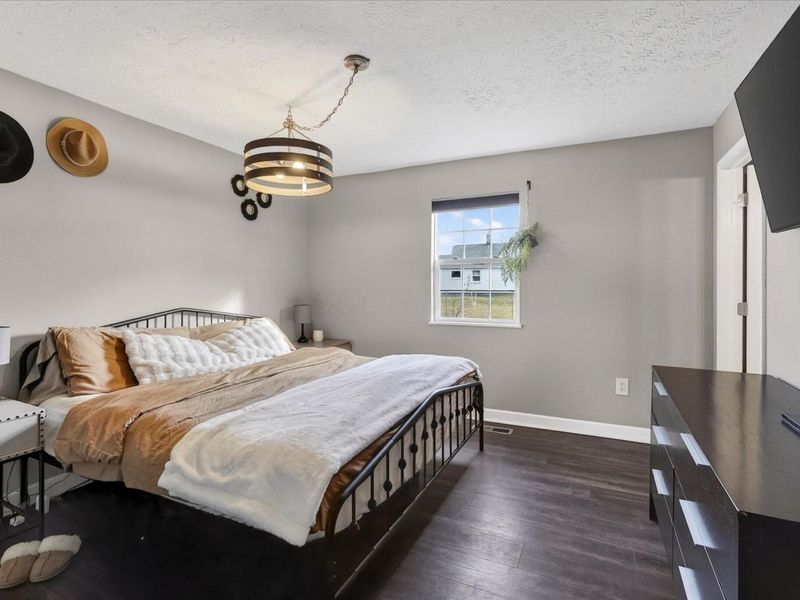 242 Jacqueline Drive, London, OH 43140 Photo 20