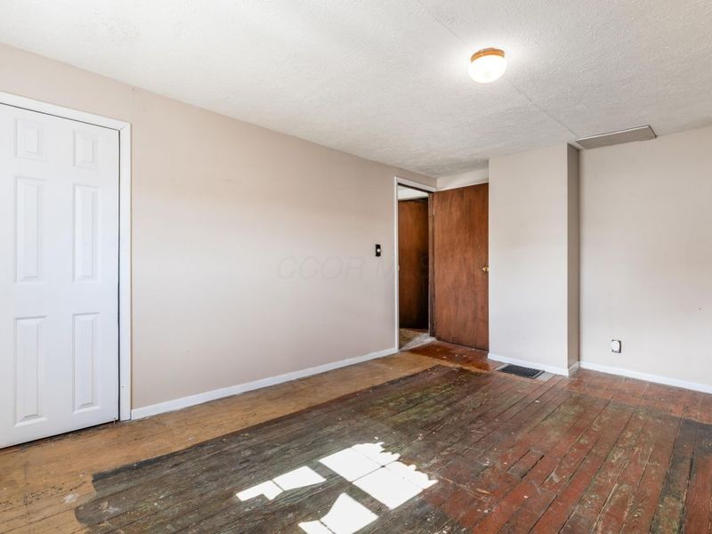 136 Hull Street, Crooksville, OH 43731 Photo 24