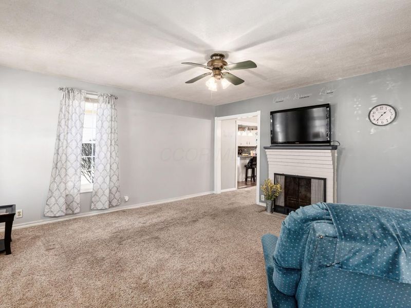 136 Hull Street, Crooksville, OH 43731 Photo 6