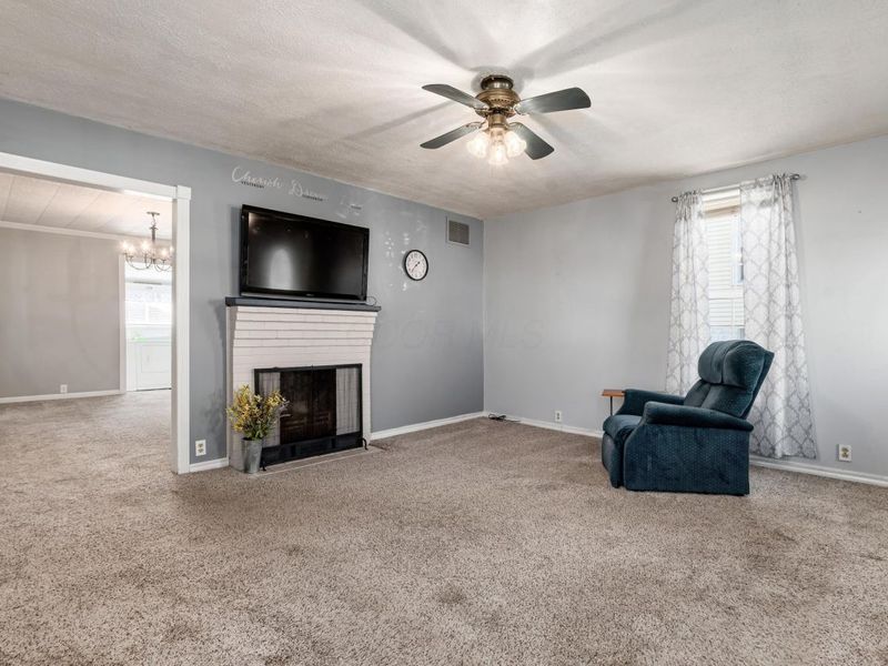 136 Hull Street, Crooksville, OH 43731 Photo 8