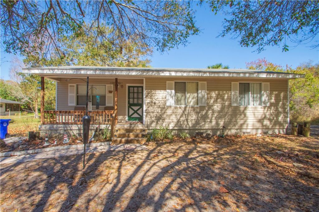 117 Acorn Terrace, Sebastian, FL 32958 Photo