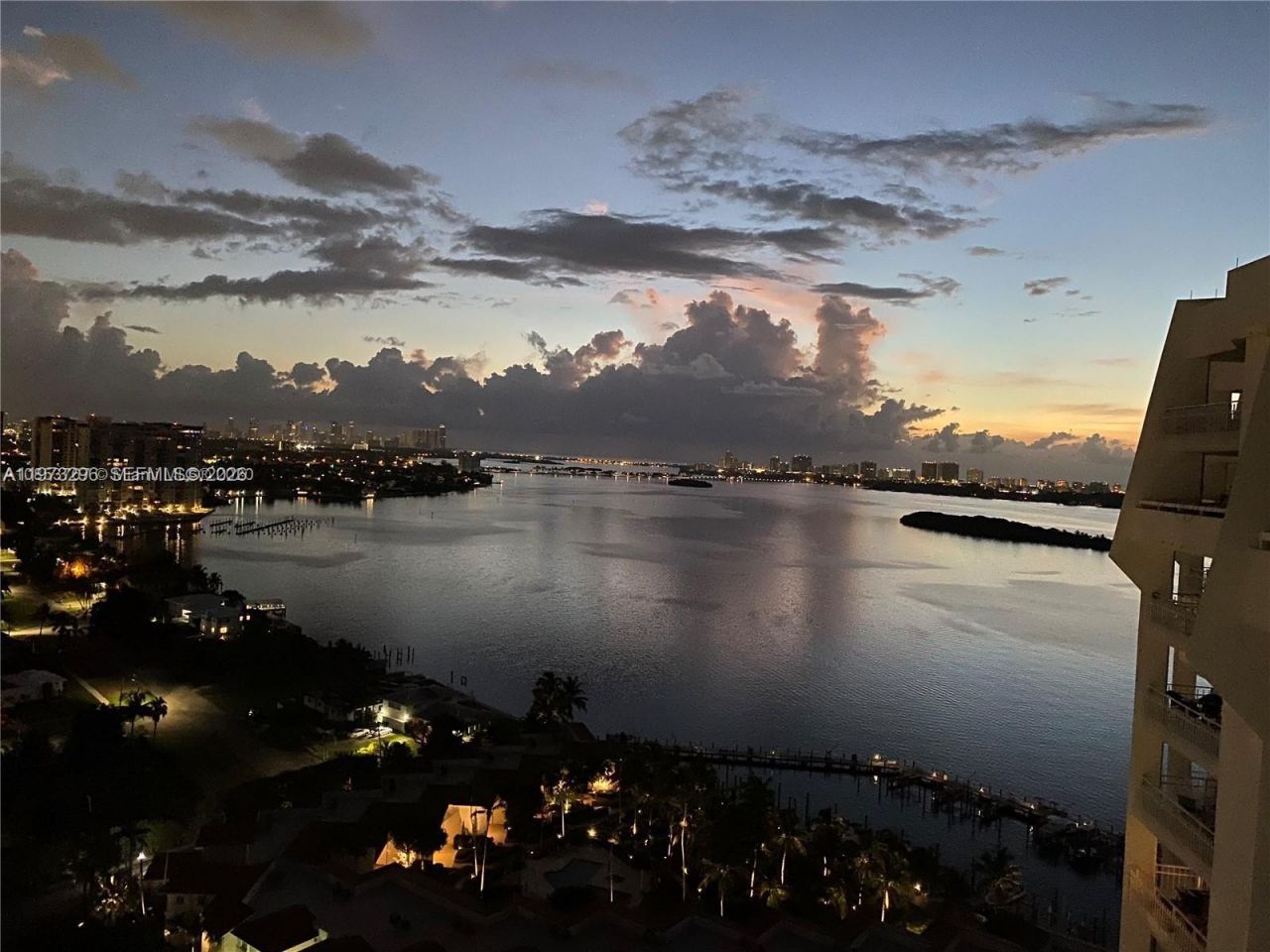 2000 Towerside Ter, Unit 1905, Miami, FL 33138 Photo