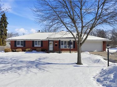 2755 Rockledge Trail, Beavercreek, OH 45430