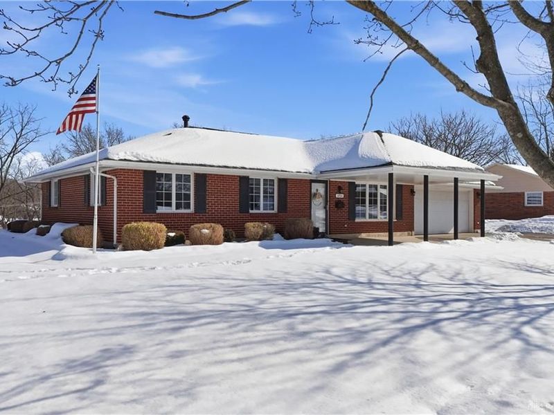 2755 Rockledge Trail, Beavercreek, OH 45430 Photo 2