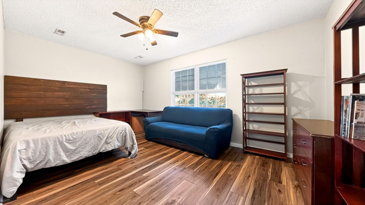 7670 Brookdale Boulevard Photo 39