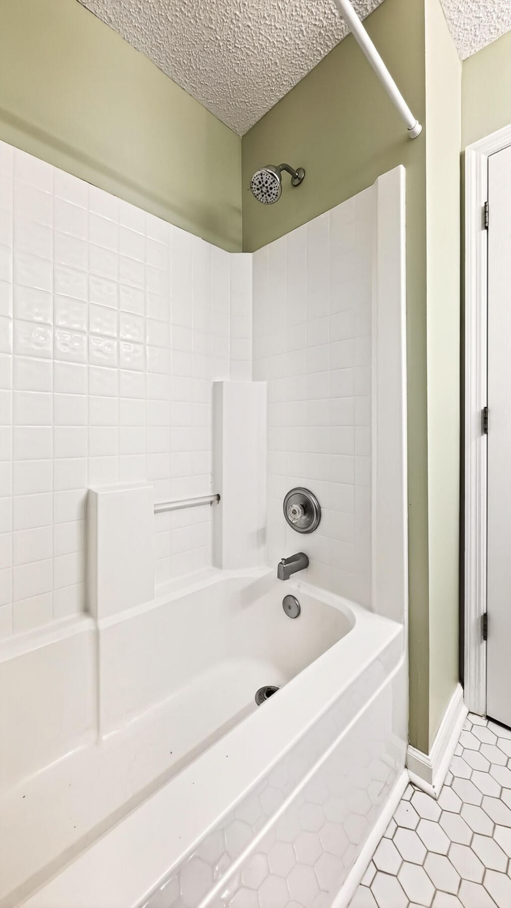 7670 Brookdale Boulevard Photo 44