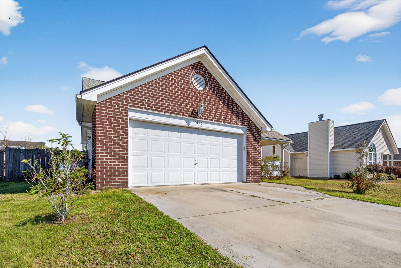 7670 Brookdale Boulevard Photo 57