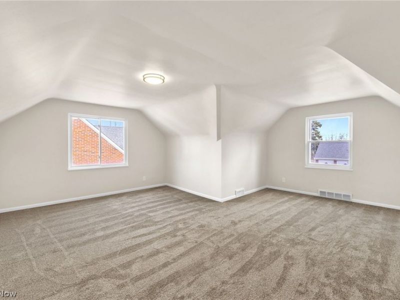 350 E 273rd Street, Euclid, OH 44132 Photo 19