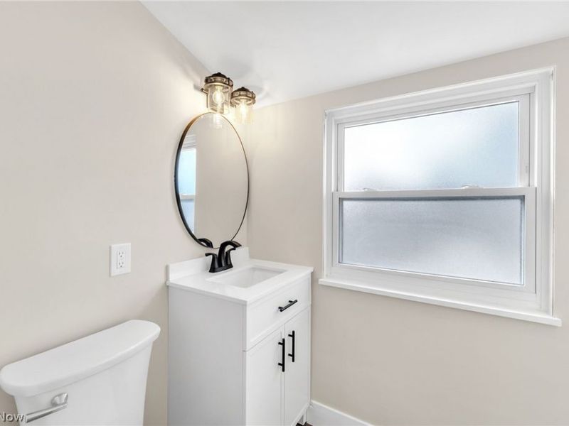 350 E 273rd Street, Euclid, OH 44132 Photo 21