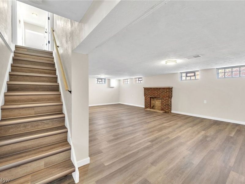 350 E 273rd Street, Euclid, OH 44132 Photo 24