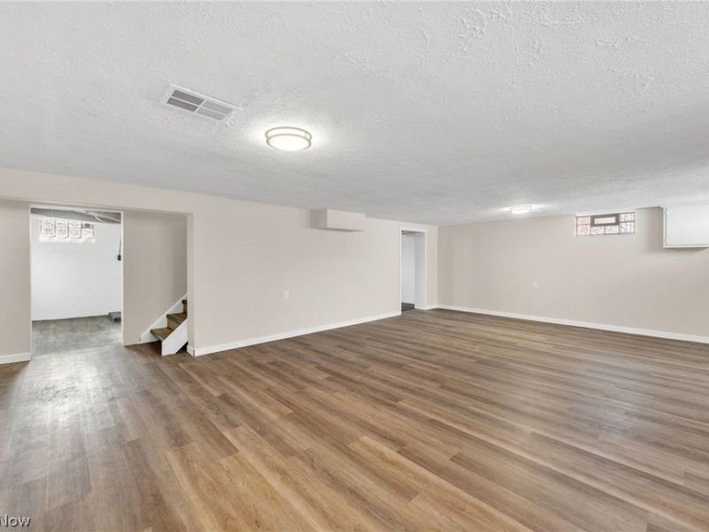 350 E 273rd Street, Euclid, OH 44132 Photo 26