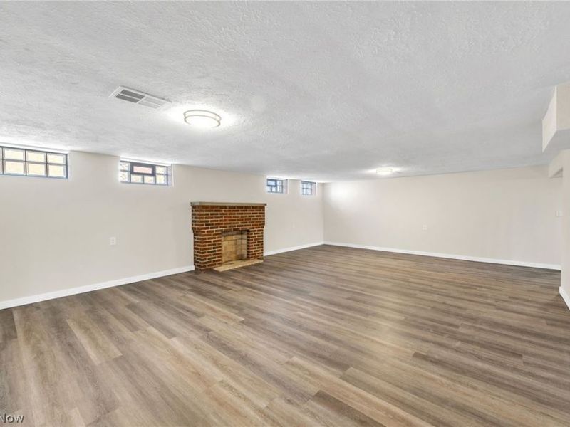 350 E 273rd Street, Euclid, OH 44132 Photo 27