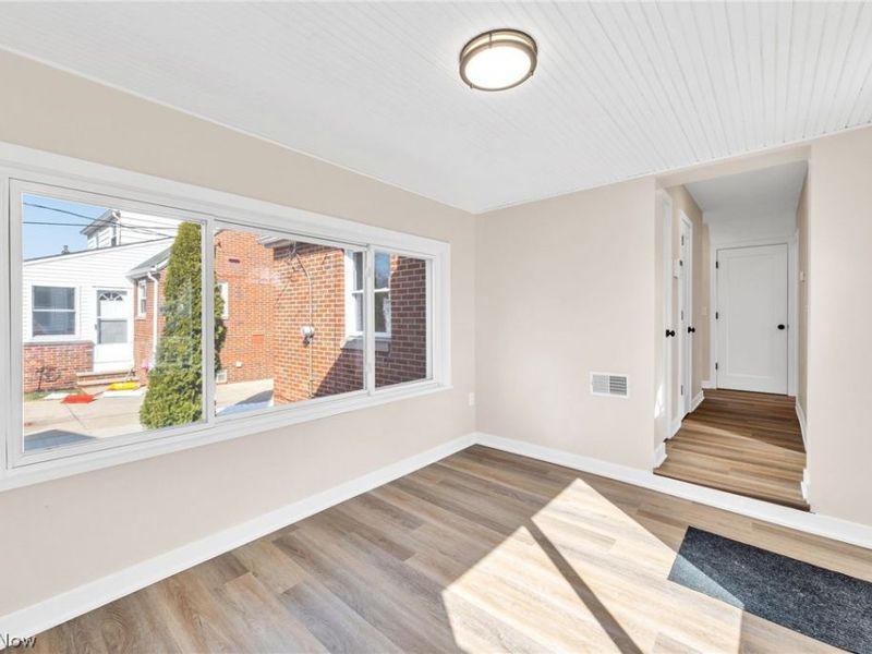 350 E 273rd Street, Euclid, OH 44132 Photo 29