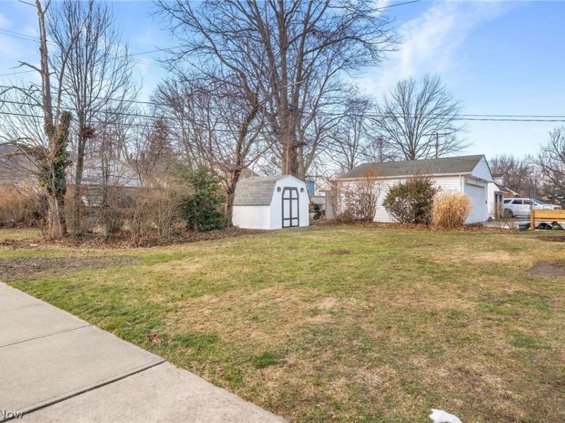 350 E 273rd Street, Euclid, OH 44132 Photo 32