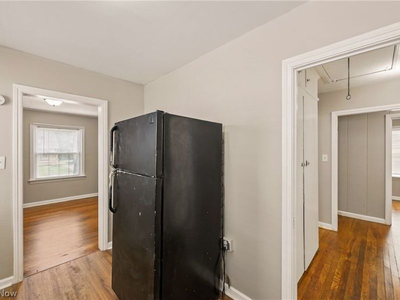 9518 Plymouth Avenue, Garfield Heights, OH 44125 Photo 13