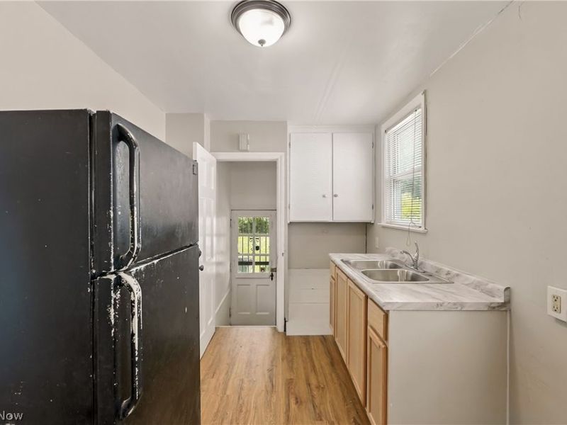 9518 Plymouth Avenue, Garfield Heights, OH 44125 Photo 15