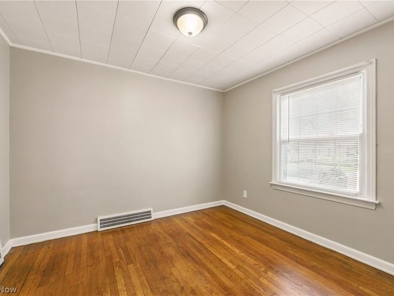 9518 Plymouth Avenue, Garfield Heights, OH 44125 Photo 24