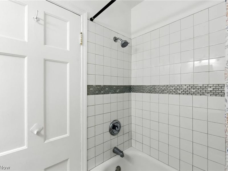 9518 Plymouth Avenue, Garfield Heights, OH 44125 Photo 28