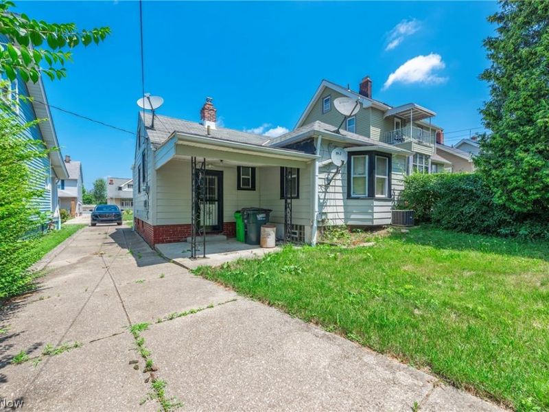 9518 Plymouth Avenue, Garfield Heights, OH 44125 Photo 3