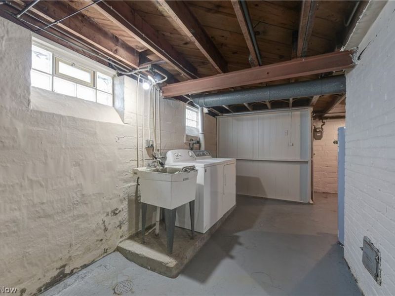 9518 Plymouth Avenue, Garfield Heights, OH 44125 Photo 32