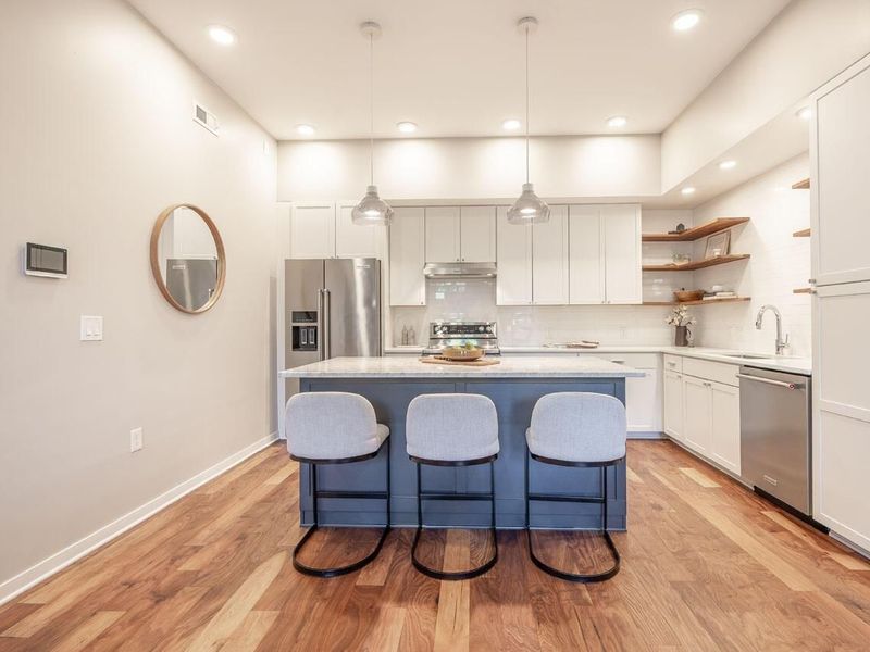 598 Lathrop Street, Unit 6, Columbus, OH 43206 Photo 12