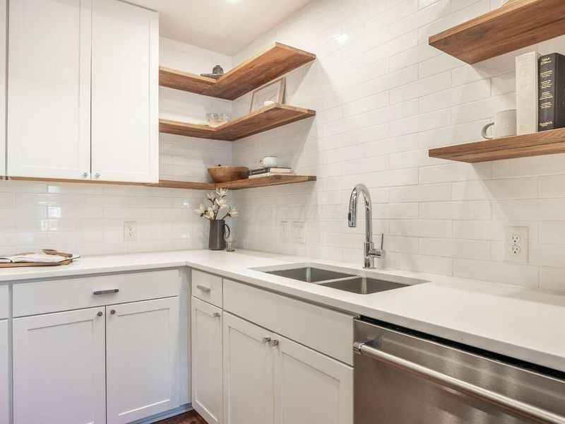 598 Lathrop Street, Unit 6, Columbus, OH 43206 Photo 14