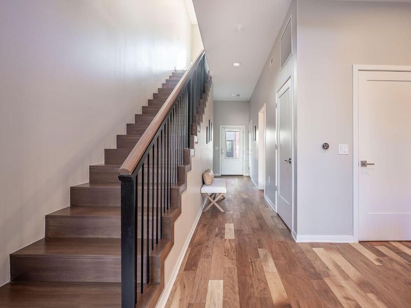 598 Lathrop Street, Unit 6, Columbus, OH 43206 Photo 4