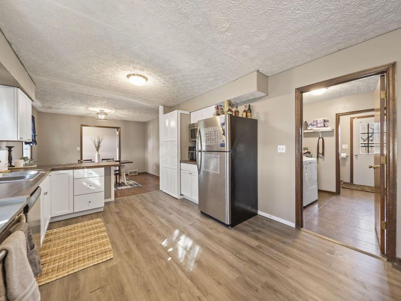 1196 Somerlot Hoffman Road W, Marion, OH 43302 Photo 17