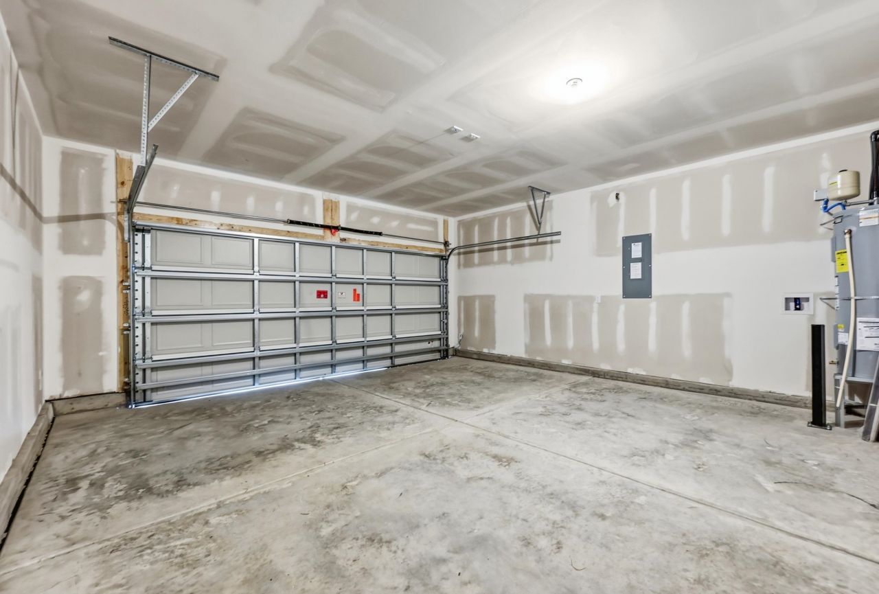 409 Blue Fescue Ct Photo 31