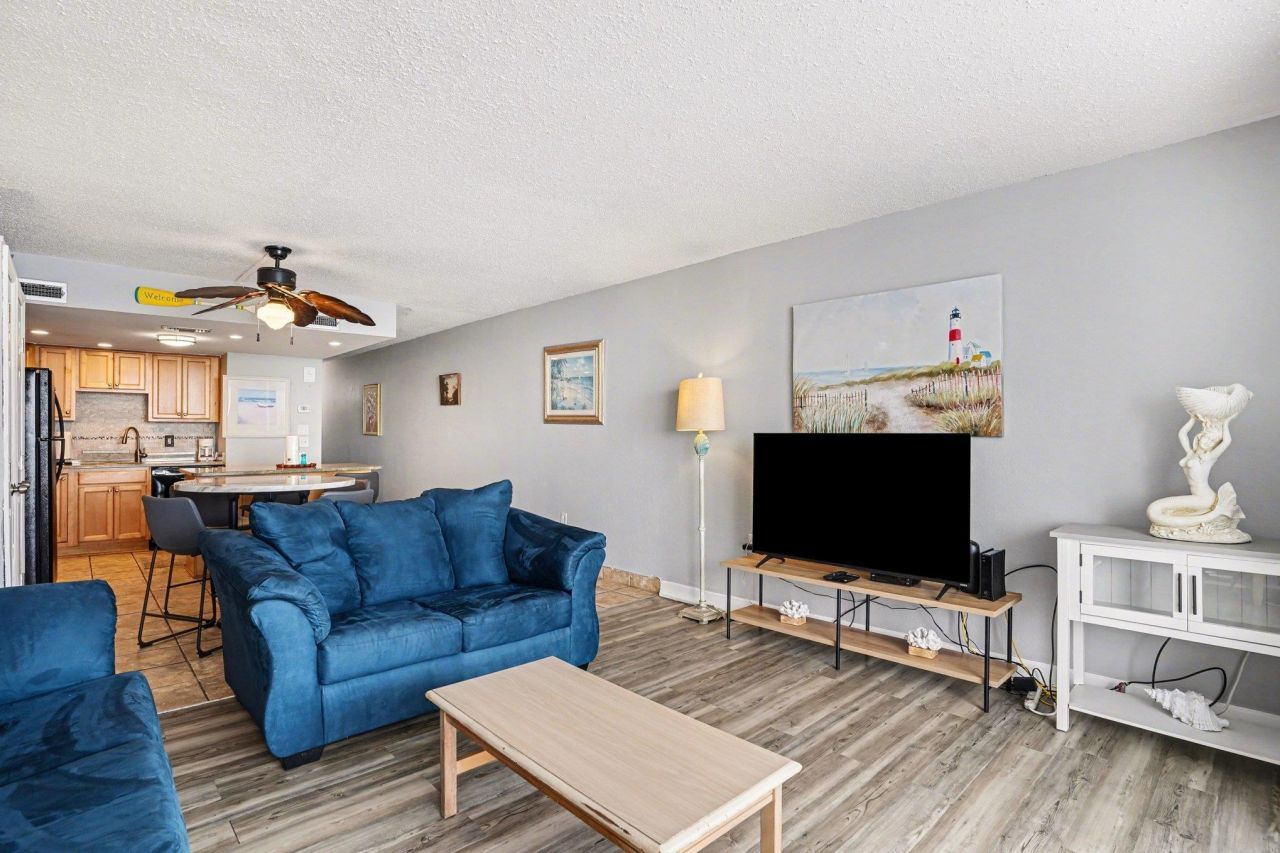 1012 N Waccamaw Dr.  Photo 9