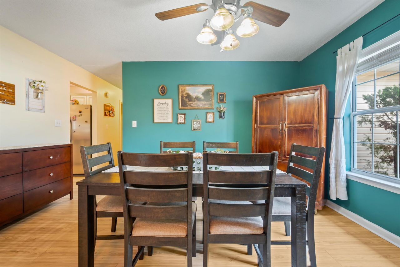 335 Ashwood Ln. Photo 12