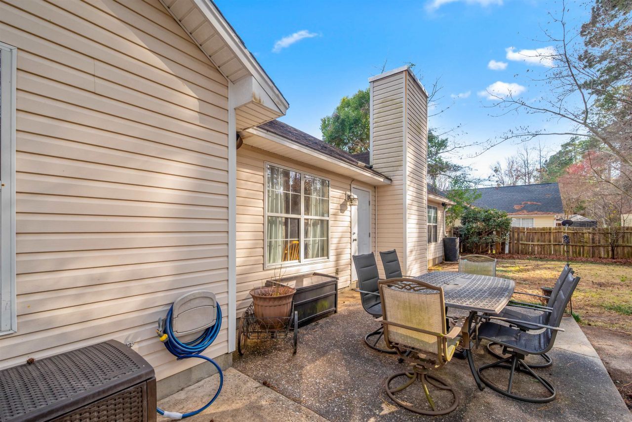 335 Ashwood Ln. Photo 25