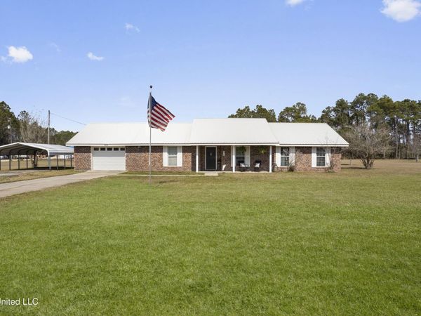 608 Hogan Street, Waveland, MS 39576