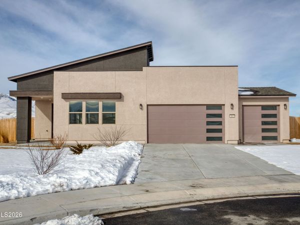815 N Thunder Butte Court, Reno, NV 89506