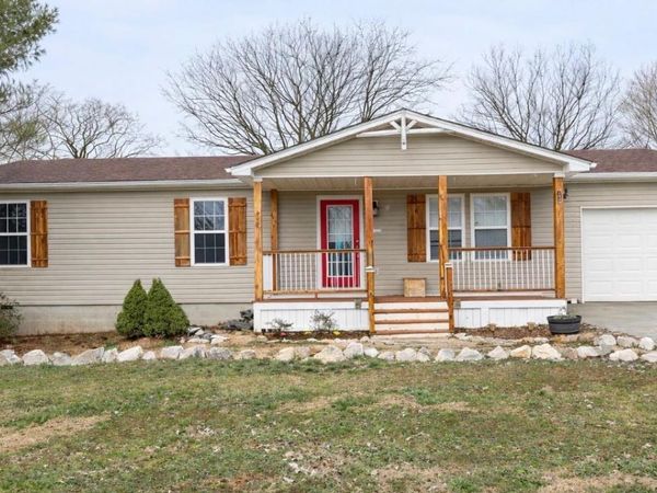 1449 Girkin Boiling Springs Road , Bowling Green, KY 42101