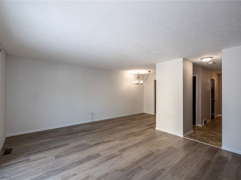 3805 Laurel Road, Brunswick, OH 44212 Photo 7