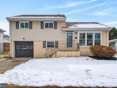 1016 SWARTHMORE ROAD , NEW CUMBERLAND, PA 17070