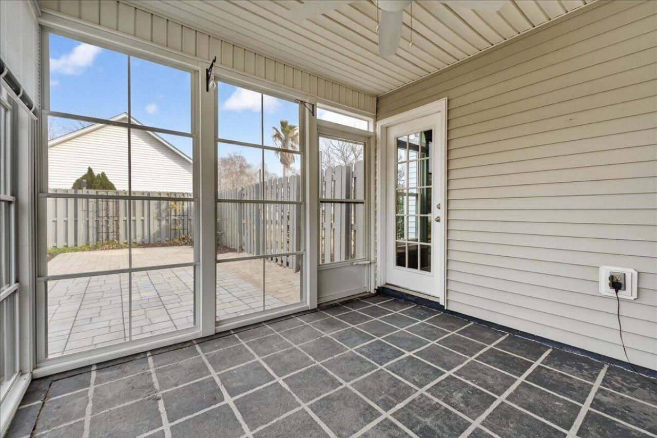 201 Ash Court Photo 18