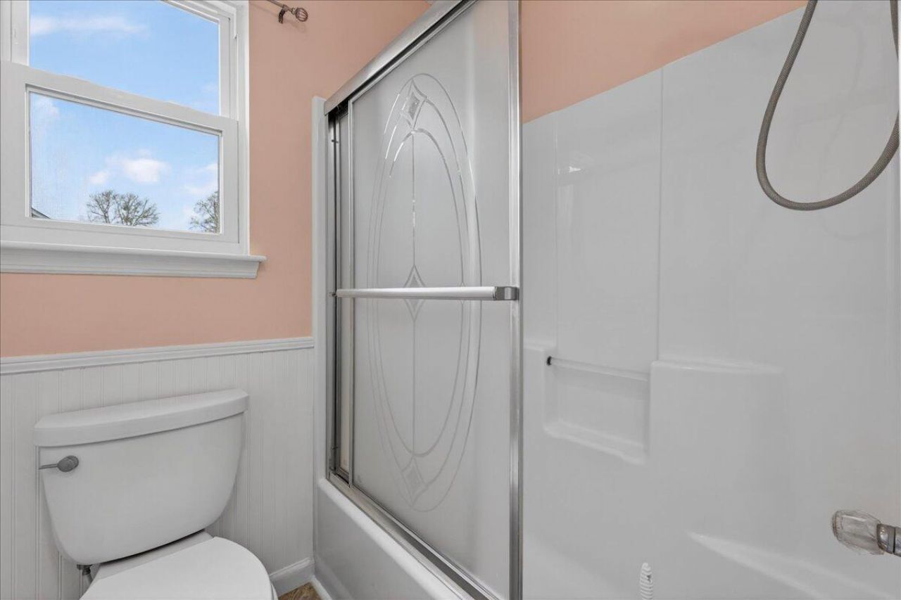 201 Ash Court Photo 23