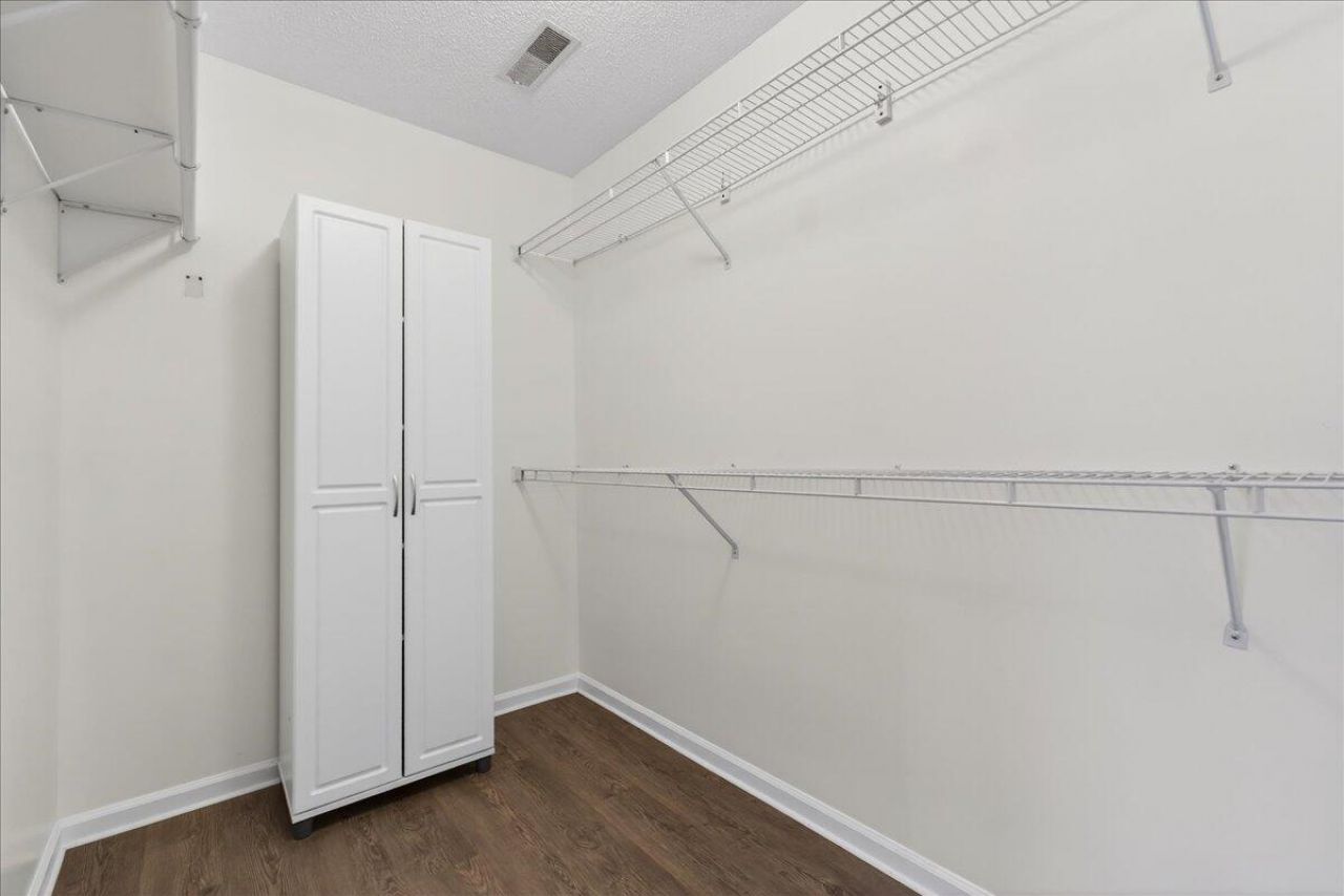 201 Ash Court Photo 28