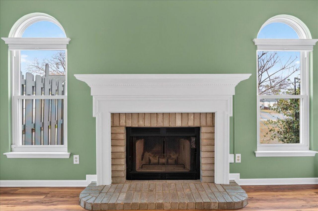 201 Ash Court Photo 9