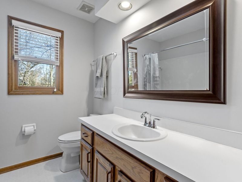 1114 Forest View Court , Westerville, OH 43081 Photo 38